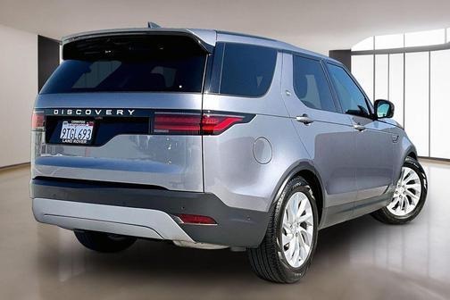 2025 Land Rover Discovery P300 S