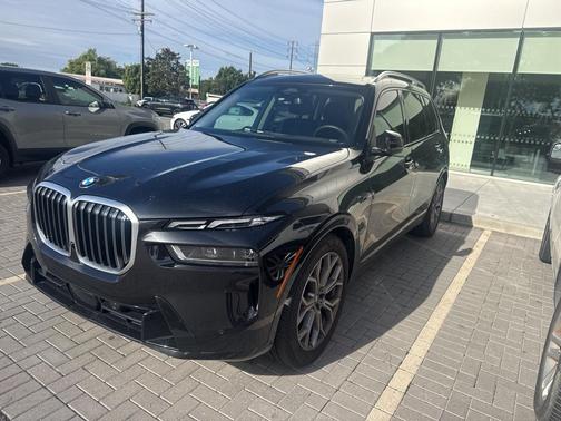 2024 BMW X7 xDrive40i