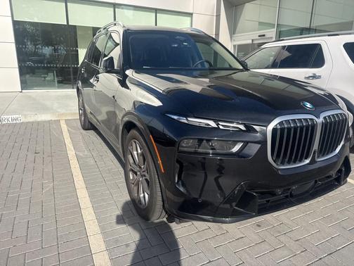 2024 BMW X7 xDrive40i