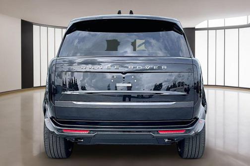 2026 Land Rover Range Rover P400 SE