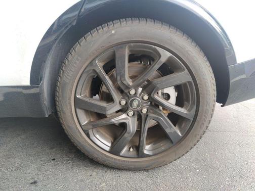 2023 Land Rover Discovery P360 S R-Dynamic