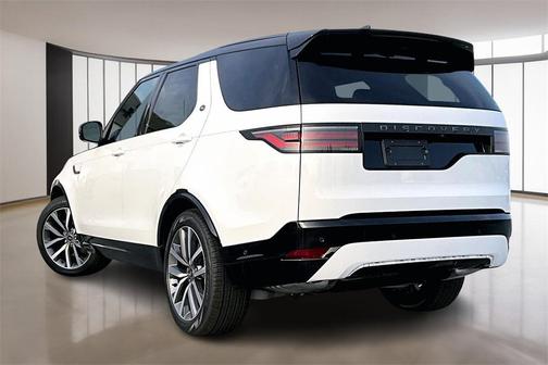 2025 Land Rover Discovery P360 Dynamic SE