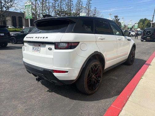 Fuji White 2018 Land Rover Range Rover Evoque HSE Dynamic