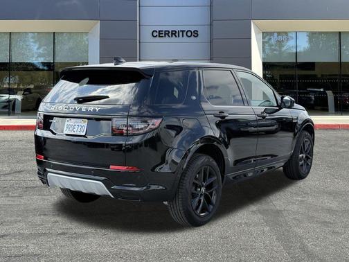 2024 Land Rover Discovery Sport Core S