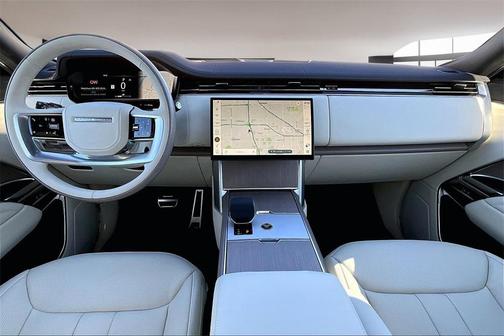 2025 Land Rover Range Rover P530 SE 7 Seat