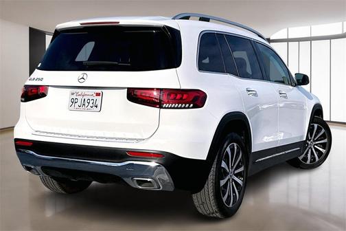 2023 Mercedes-Benz GLB 250 Base