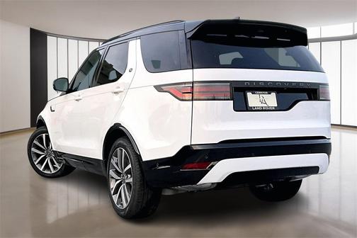 2025 Land Rover Discovery P360 Dynamic SE