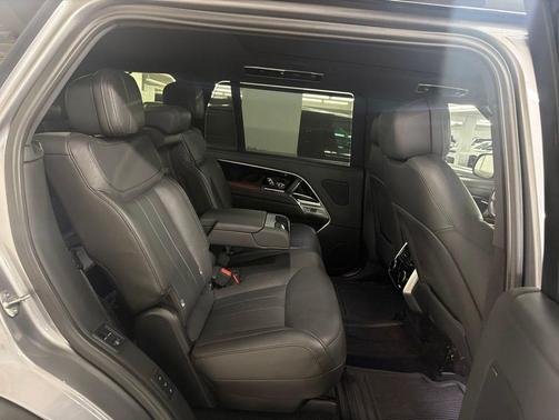 Blue 2023 Land Rover Range Rover P530 SE