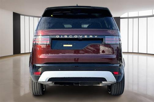 2026 Land Rover Discovery Tempest Edition