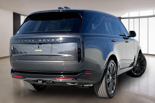 2025 Land Rover Range Rover P400 SE