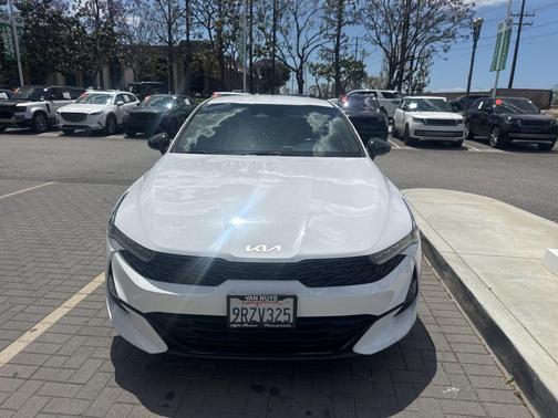 Glacial White Pearl 2022 Kia K5 GT-Line