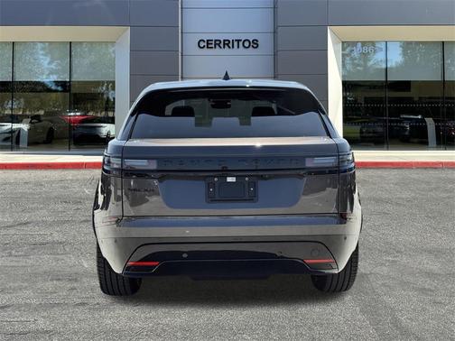 2026 Land Rover Range Rover Velar P400 Dynamic SE