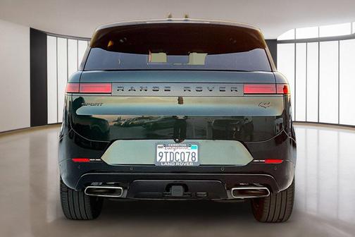 British Racing Green 2025 Land Rover Range Rover Sport SE