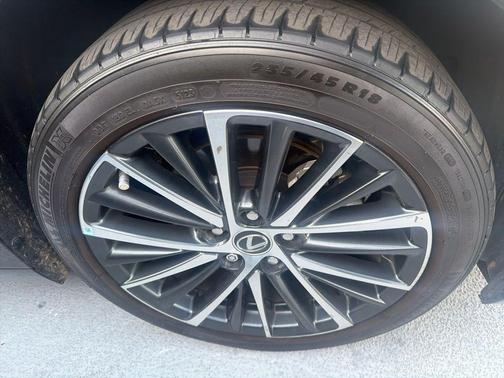 Caviar 2024 Lexus ES 300h Base