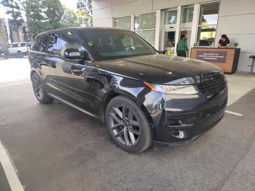 2024 Land Rover Range Rover Sport SE