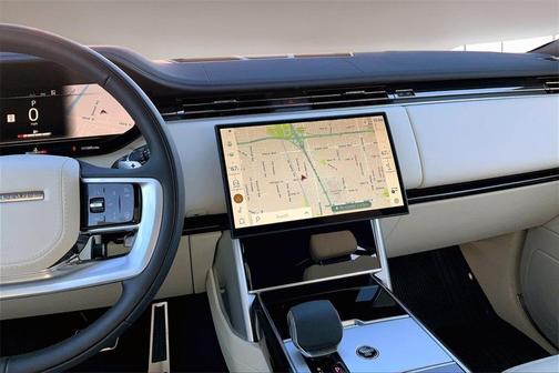 2025 Land Rover Range Rover P530 SE