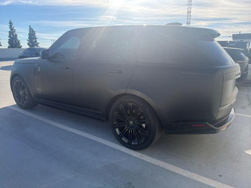 2024 Land Rover Range Rover P400 SE