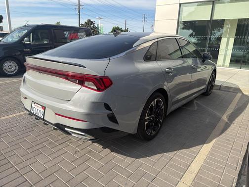 2022 Kia K5 GT-Line