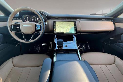 2026 Land Rover Range Rover Sport SE