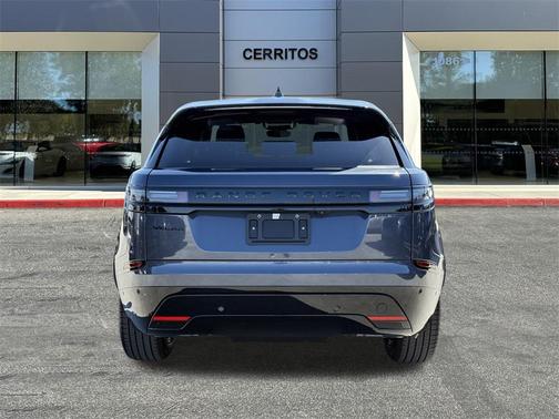 2026 Land Rover Range Rover Velar P250 SE R-Dynamic