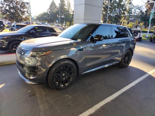 2024 Land Rover Range Rover Sport SE