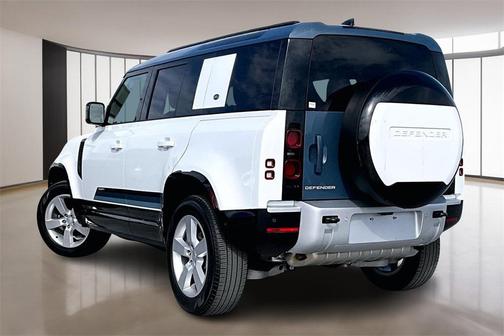 2024 Land Rover Defender 110 P300