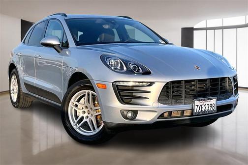 2017 Porsche Macan Base