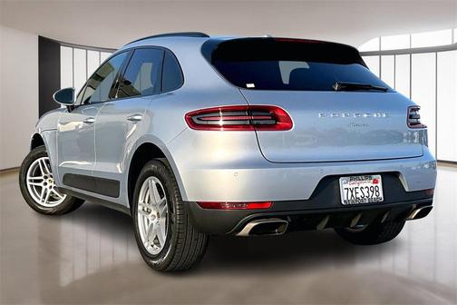 2017 Porsche Macan Base