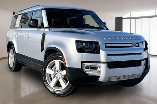 2023 Land Rover Defender 130 SE