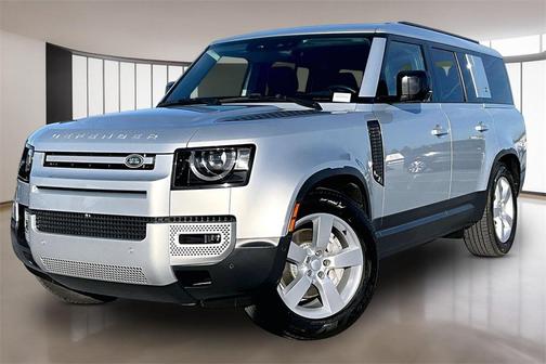 2023 Land Rover Defender 130 SE