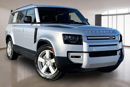 2023 Land Rover Defender 130 SE