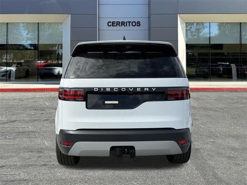 2025 Land Rover Discovery P300 S