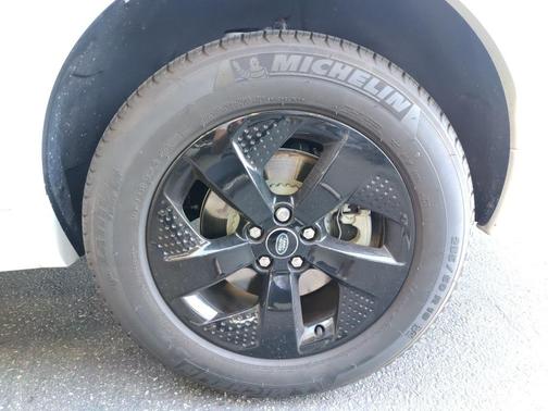 2023 Land Rover Discovery Sport S R-Dynamic