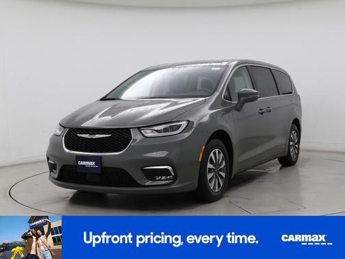 2022 Chrysler Pacifica Hybrid Touring L