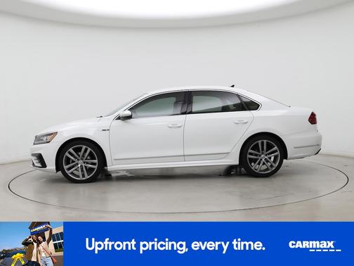 2017 Volkswagen Passat R-Line