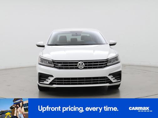 2017 Volkswagen Passat R-Line