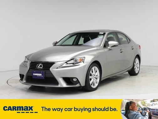 2016 Lexus IS 200t Base (A8)