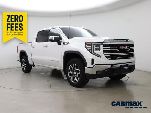 White 2023 GMC Sierra 1500 SLT