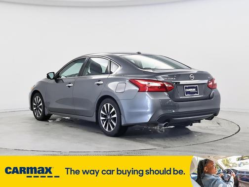 2017 Nissan Altima SV