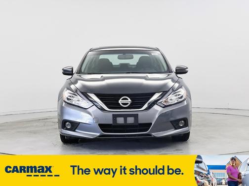 2017 Nissan Altima SV