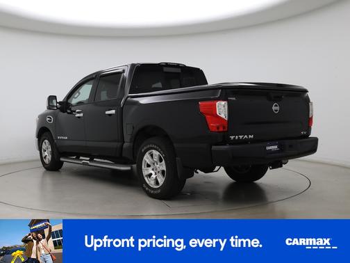 2017 Nissan Titan SV