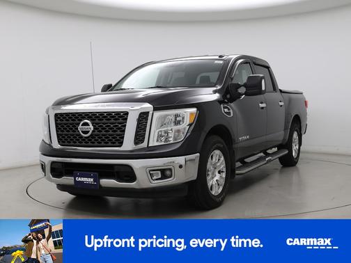 2017 Nissan Titan SV