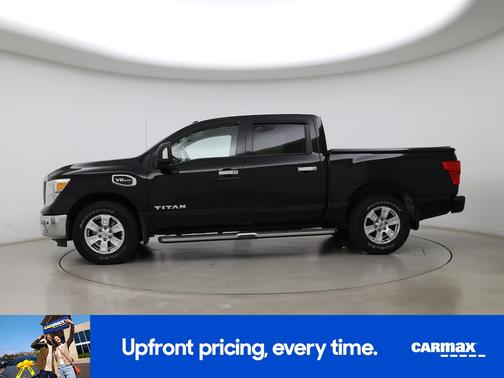 2017 Nissan Titan SV