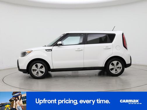 White 2016 Kia Soul