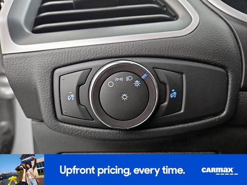 Silver 2018 Ford Edge SEL