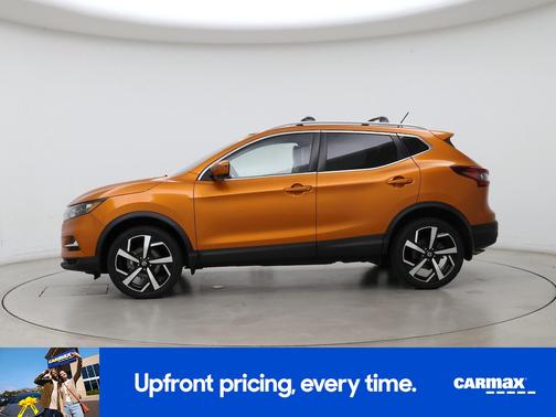 Orange 2021 Nissan Rogue Sport SL