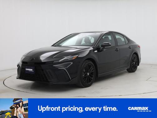 Black 2025 Toyota Camry SE