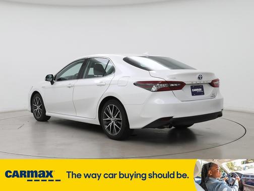 2021 Toyota Camry Hybrid XLE