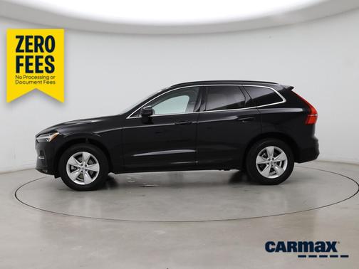 Black 2022 Volvo XC60 B5 Momentum