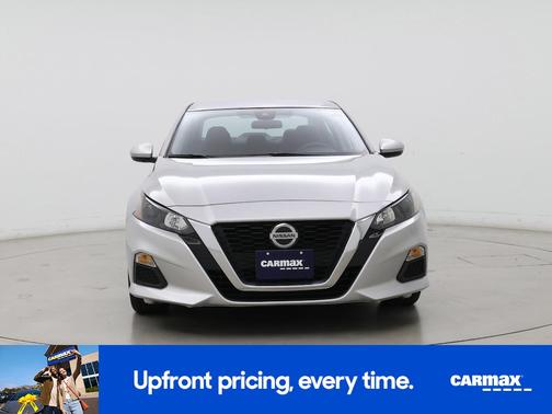 Silver 2022 Nissan Altima S